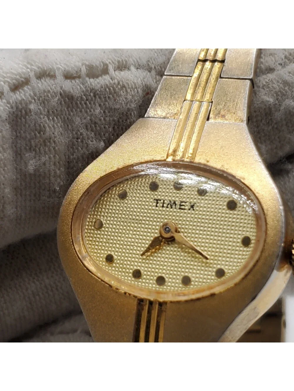 Vintage Timex Mechanical Watch Womens Running 23mm Gold Tone